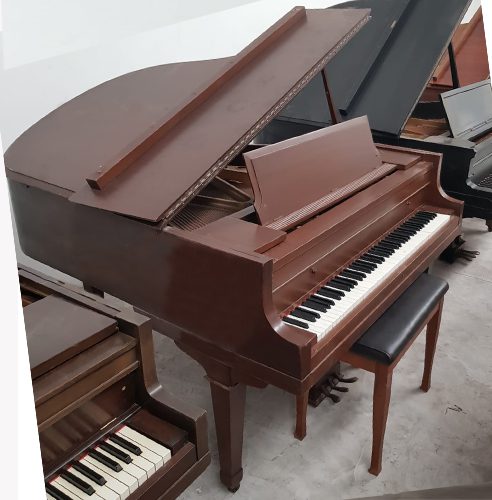 #G68077 ¡OFERTA! Corta temporada: PIANO DE COLA EILEEN,5´2´´.