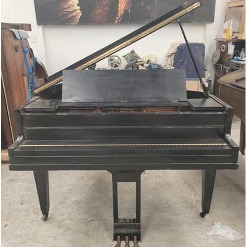 #36489 Piano DRACHMANN 1/8 de Cola. Negro Satín.