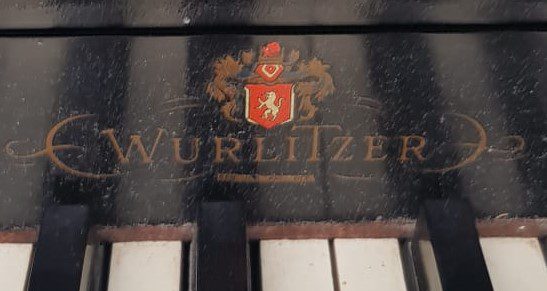 #418863 PIANO PARA SUS PEQUES, WURLITZER 6 OCTAVAS EN REMATE