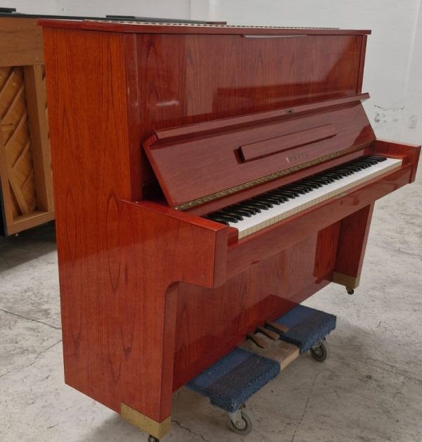 #2489665 Distinguido Piano  YAMAHA Modelo W104.