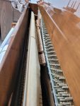 #0094487 Piano Young Chang Estudio, Seminuevo, Corea - Encino