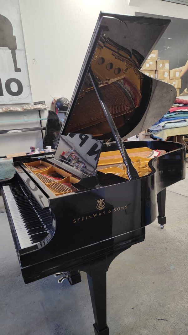 #209345 PIANO STEINWAY & SONS Modelo B, 6´9 Negro, Garantizado
