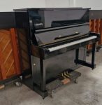 #370420 Piano KAWAI, Modelo KU-1, Elegancia y Calidad Japonesa.