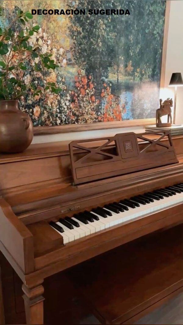 #128542 Piano marca CURRIER, elegancia a su alcance.