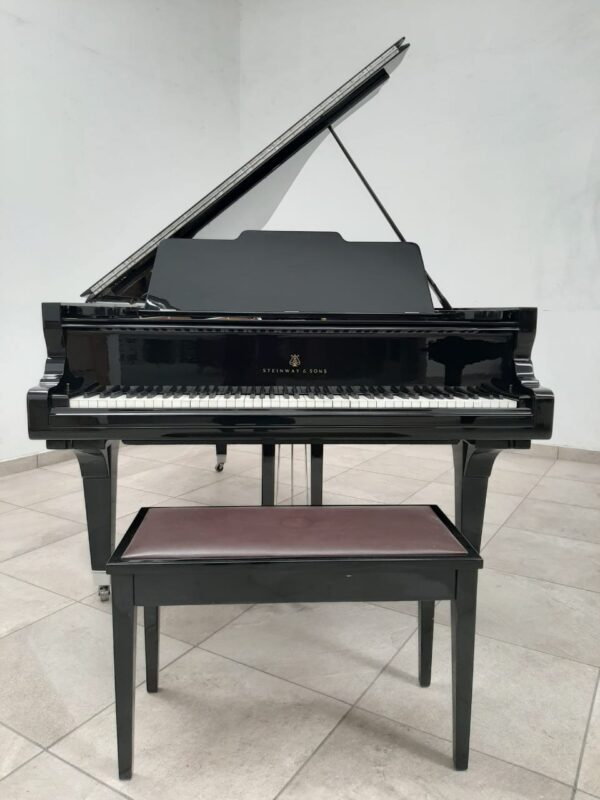 STEINWAY & SONS — El Mejor Piano del Mundo, Ahora a Tu Alcance en Su Majestad el Piano.