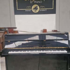 #HHB00947 Piano HYUNDAI Estudio/Consola Elegacia y Calidad.