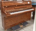 #616193 Piano Estudio/Consola marca SAMICK Alto brillo.