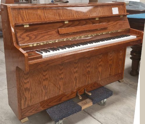 #616193 Piano Estudio/Consola marca SAMICK Alto brillo.