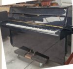 #HHB00947 Piano HYUNDAI Estudio/Consola Elegacia y Calidad.