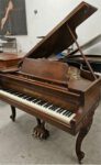 ¡OFERTA! Piano KRANICH & BACH, largo 150 cm. Estilo Francés, Timbre Refinado.