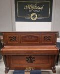 #1837293 Piano YOUNG CHANG  U-121, Sonido que conquista desde la primera nota.