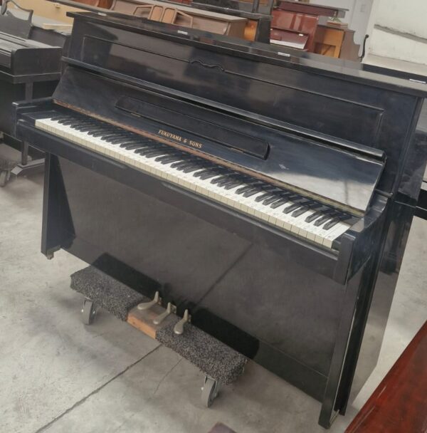 Piano FUKUYAMA & SONS Carácter Sonoro Impecable.