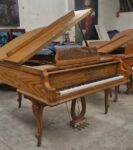 #D83623 Piano KIMBALL Media Cola, Encino, Resonancia Distinguida.