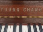#1837293 Piano YOUNG CHANG  U-121, Sonido que conquista desde la primera nota.