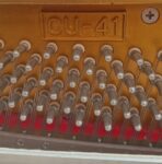 #1985076 Piano CLINE Modelo CU-41 Timbre Refinado.