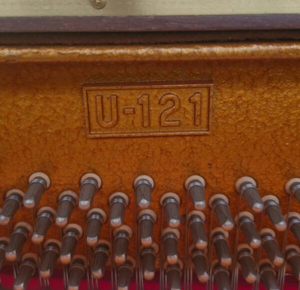 #1837293 Piano YOUNG CHANG  U-121, Sonido que conquista desde la primera nota.