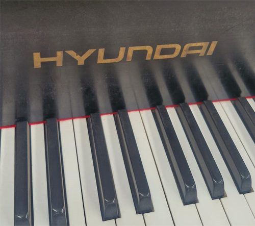 #IJDG0258 Piano HYUNDAY 1/8 de Cola, Negro Mate. Sonido de concierto.