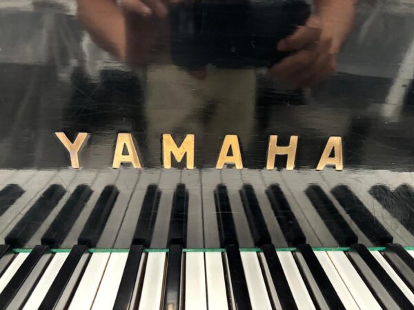 #107659 Piano de cola YAMAHA G3A | Negro Poliéster Profesional