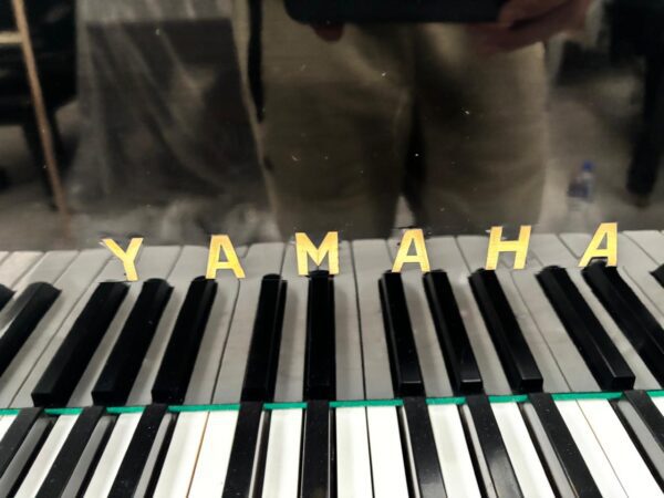 #439736 Piano de Cola Yamaha G5A | Negro Poliéster Profesional