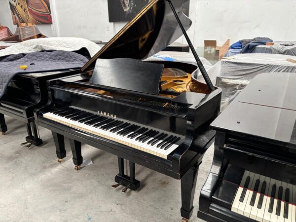 #107659 Piano de cola YAMAHA G3A | Negro Poliéster Profesional