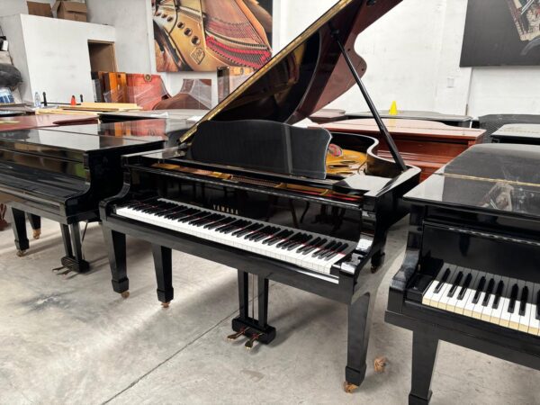 #1378884 Piano de Cola Yamaha 196 cm | Negro Poliéster Profesional