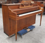 #506705 PIANO TIPO ESPINETA MADERA DE ROBLE KIMBALL