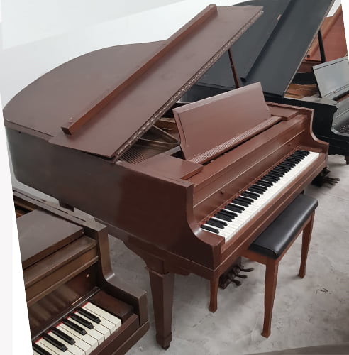 #G68077 ¡OFERTA! Corta temporada: PIANO DE COLA EILEEN,5´2´´.