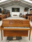 #204185 Piano STARCK, Excelente calidad y Sonido.