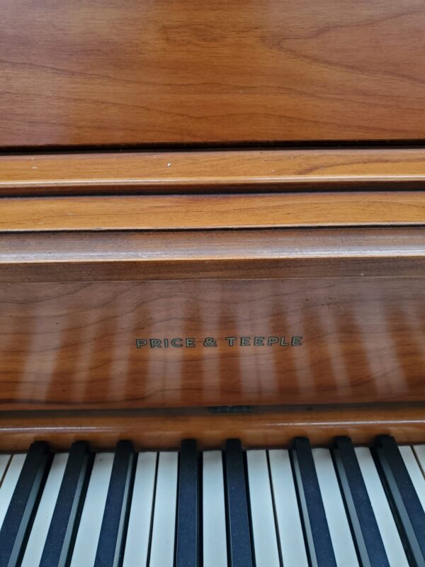 # 260057 PIANO PRICE & TEEPLE, CHICAGO GARANTIZADO.