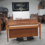#764297 Piano Espineta NANCY HART By Grand Piano Co.