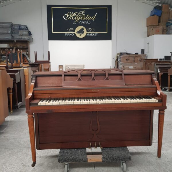 #146177  PIANO  MARCA ESTEY CALIDAD Y SONIDO. A PAGOS.