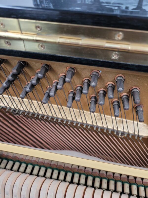 #667125 Piano KAWAI, modelo BL-51 Garantizado.