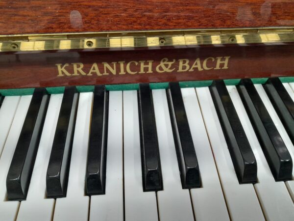 #50030534 PIANO KRANICH & BACH, Estudio. 5 años de Garantía.
