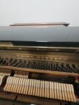 # 38929 Piano Tipo Estudio FRITZ DOBBERT Brasil.