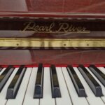 #649301 Piano PEARL RIVERS Vertical  Color Cherry.