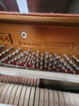 #2117944 Piano CLINE, Modelo CU-44, Estudio.