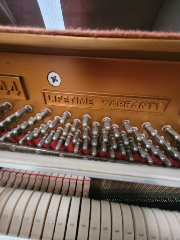 #2117944 Piano CLINE, Modelo CU-44, Estudio.