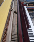 #K01061 PIANO SAMICK Modelo Estudio/Consola, color tinto.