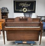 # 217398 Piano FISCHER, Tipo Vertical Consola