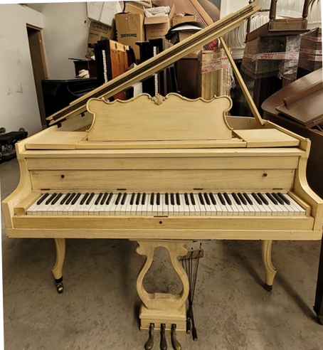 #34869 Piano CONWAY, Estilo Francés Marfil mate.