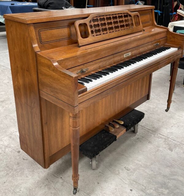 #D10884 Piano WHITNEY By KIMBALL, Tipo Vertical Consola.