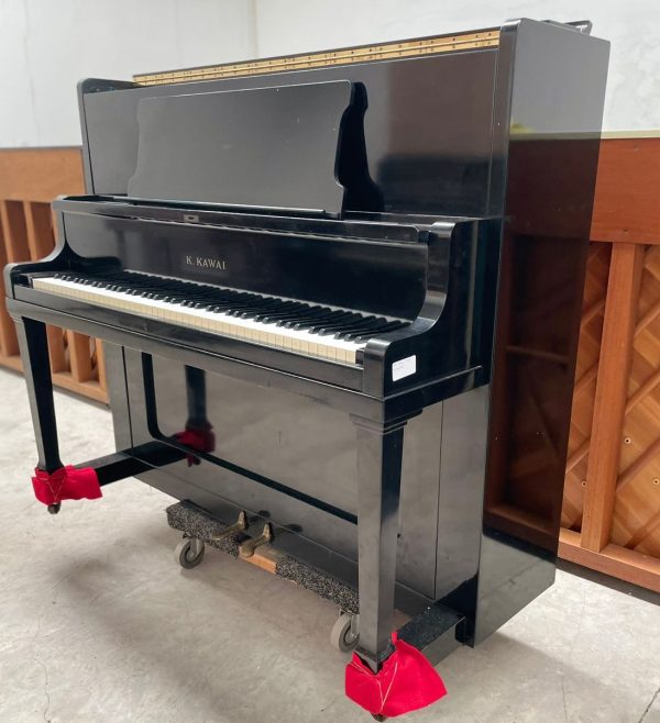 #136780 Piano KAWAI, Modelo K48, Tipo Vertical Estudio.