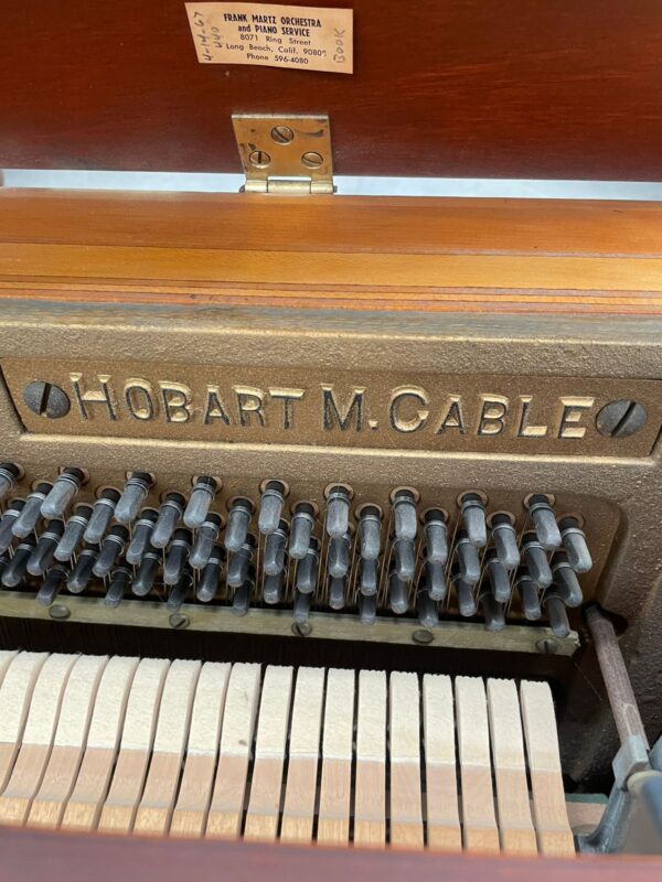 #302764 Piano HOBART M. CABLE, Tipo Vertical Consola.
