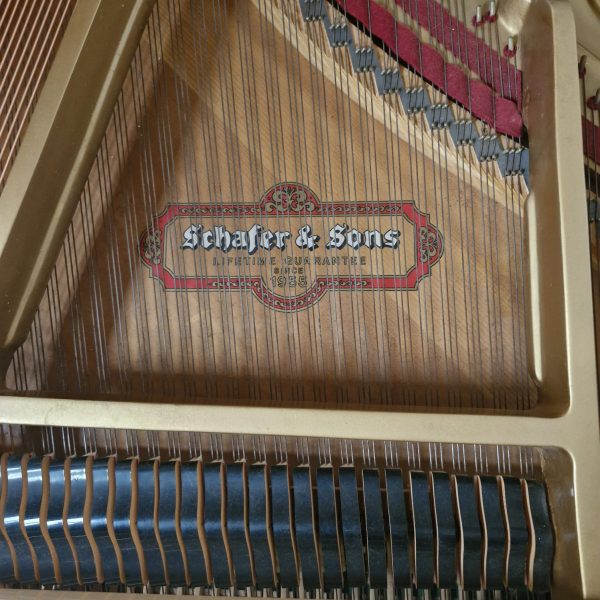 #G025658 Piano SCHAFER & SONS, Modelo S-53.
