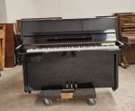 #840717 Piano HOHNER, Estudio, negro brillante.