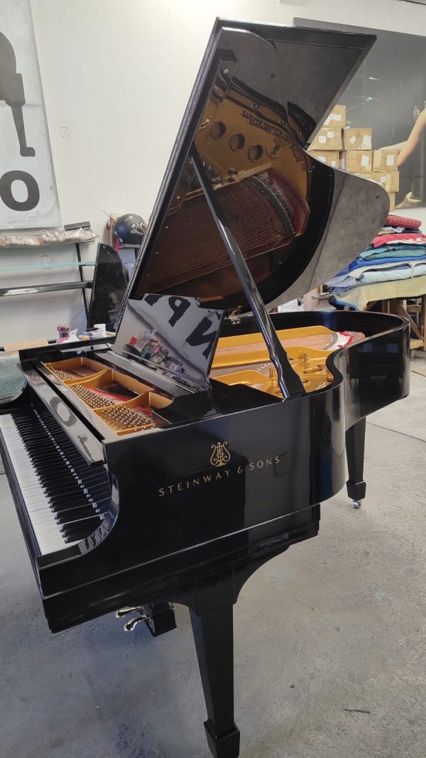 #209345 PIANO STEINWAY & SONS Modelo B, 6´9 Negro, Garantizado