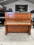 PIANO STEINWAY & SONS VERTICAL CON IPAD, TOCA SOLO. LA CIMA DEL LUJO Y LA TECNOLOGÍA EN UN SOLO PIANO.